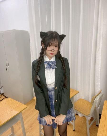 不卡在线观看_高清免费播放